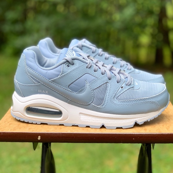 nike air max command sneaker